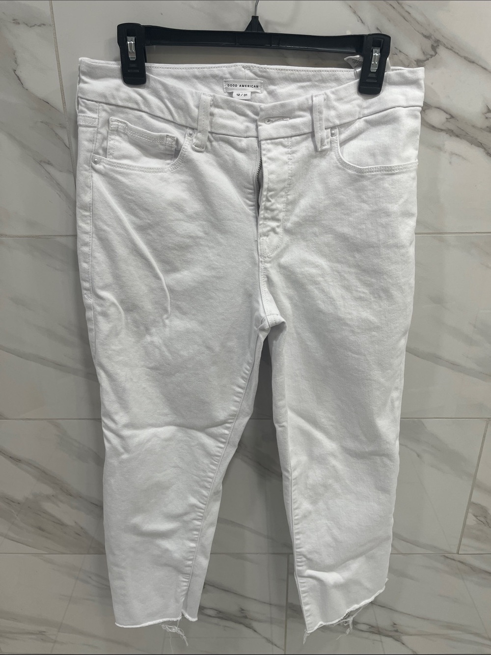 Good American White Cropped High-Rise Jeans